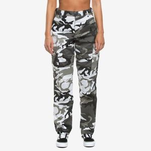 Rothco / Urban Outfitters Camo Cargo BDU Pants